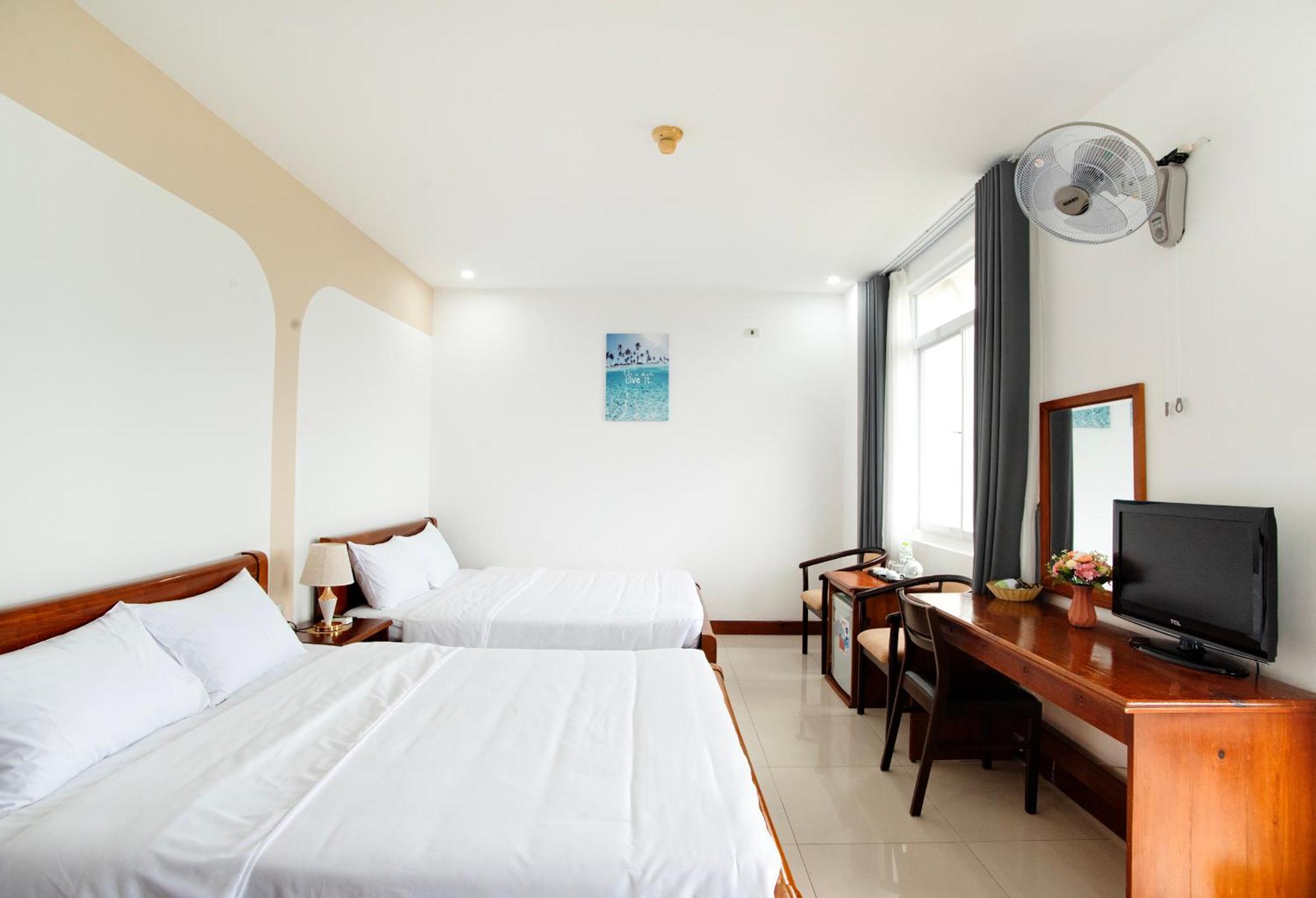 Eden Quy Nhon Hotel Екстериор снимка