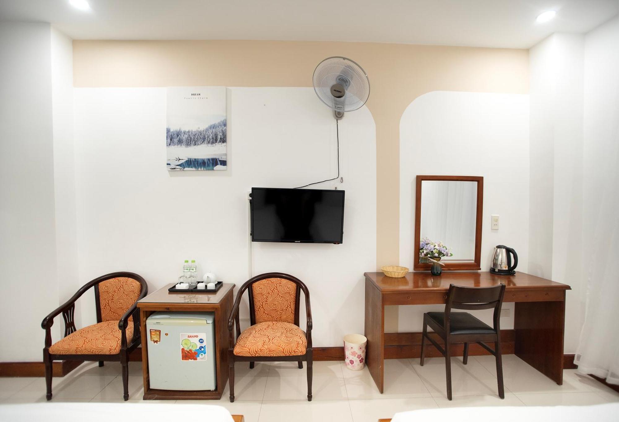 Eden Quy Nhon Hotel Екстериор снимка