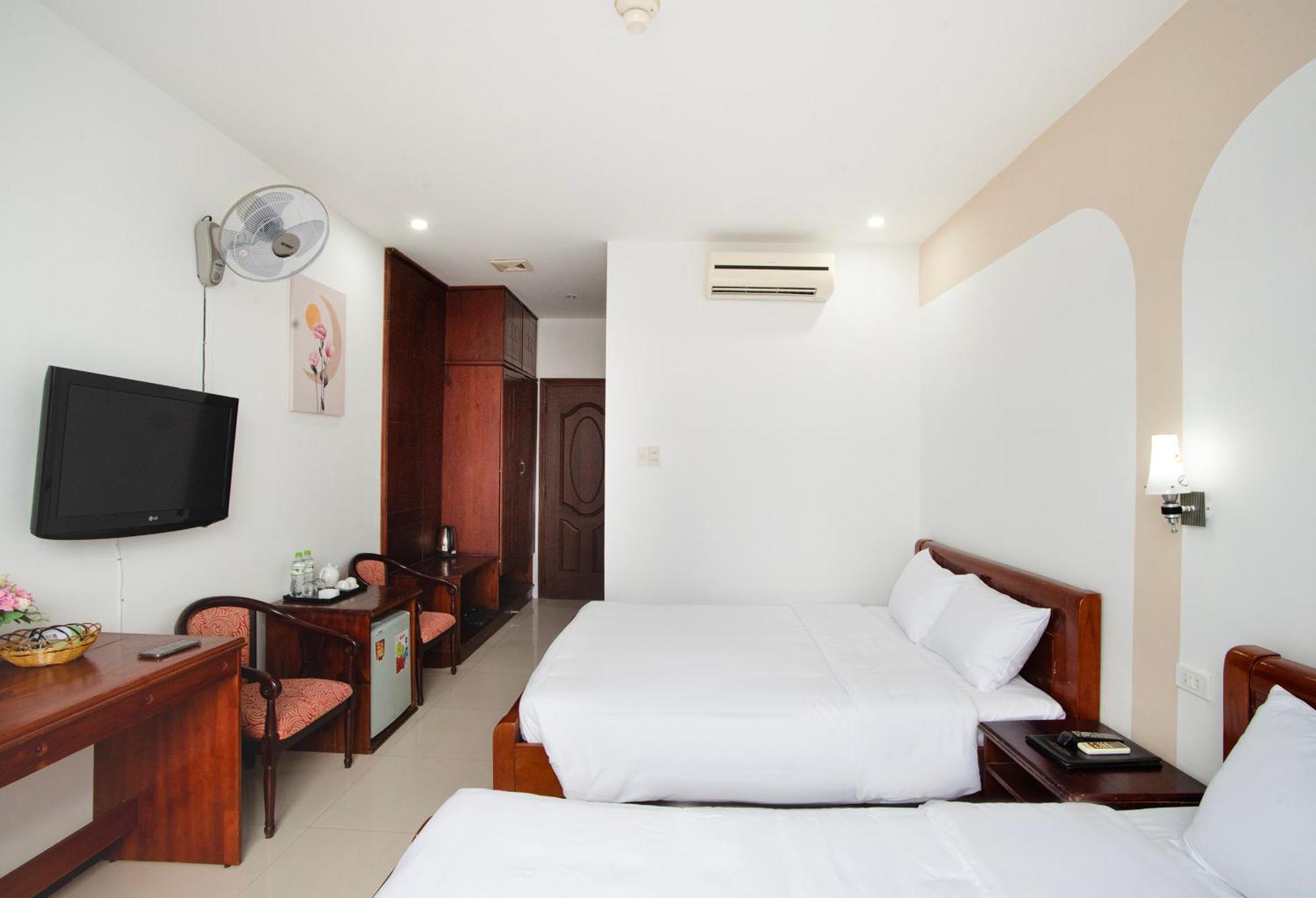 Eden Quy Nhon Hotel Екстериор снимка